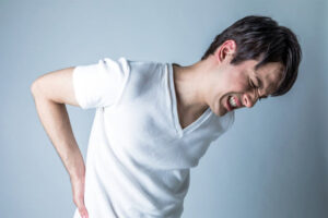 Nguyên nhân đau mỏi lưng, cổ ở người trẻ