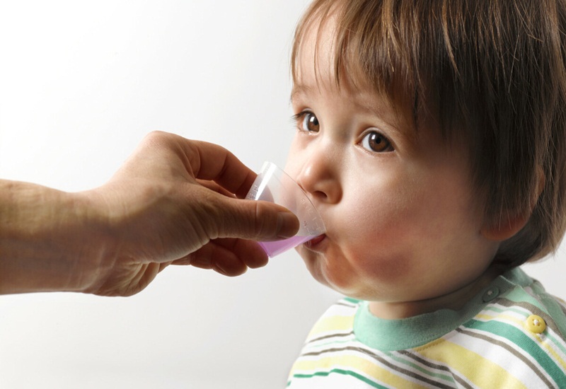 Có Nên Cho Trẻ Uống Thuốc Hạ Sốt Khi Đói: Hướng Dẫn Chi Tiết