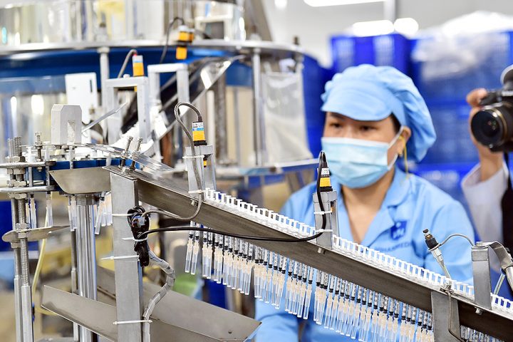 Kim Tiêm Y Tế: Phân Loại, Công Dụng Và Hướng Dẫn Sử Dụng Đúng Cách Kim Tiêm Y Tế: Phân Loại, Công Dụng Và Hướng Dẫn Sử Dụng Đúng Cách