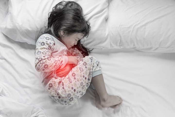 Ngộ độc thức ăn ở trẻ em: Hướng dẫn xử lý và dùng thuốc an toàn