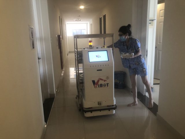 Robot Dược Sĩ: Tương Lai Y Tế Thông Minh và Hiệu Quả