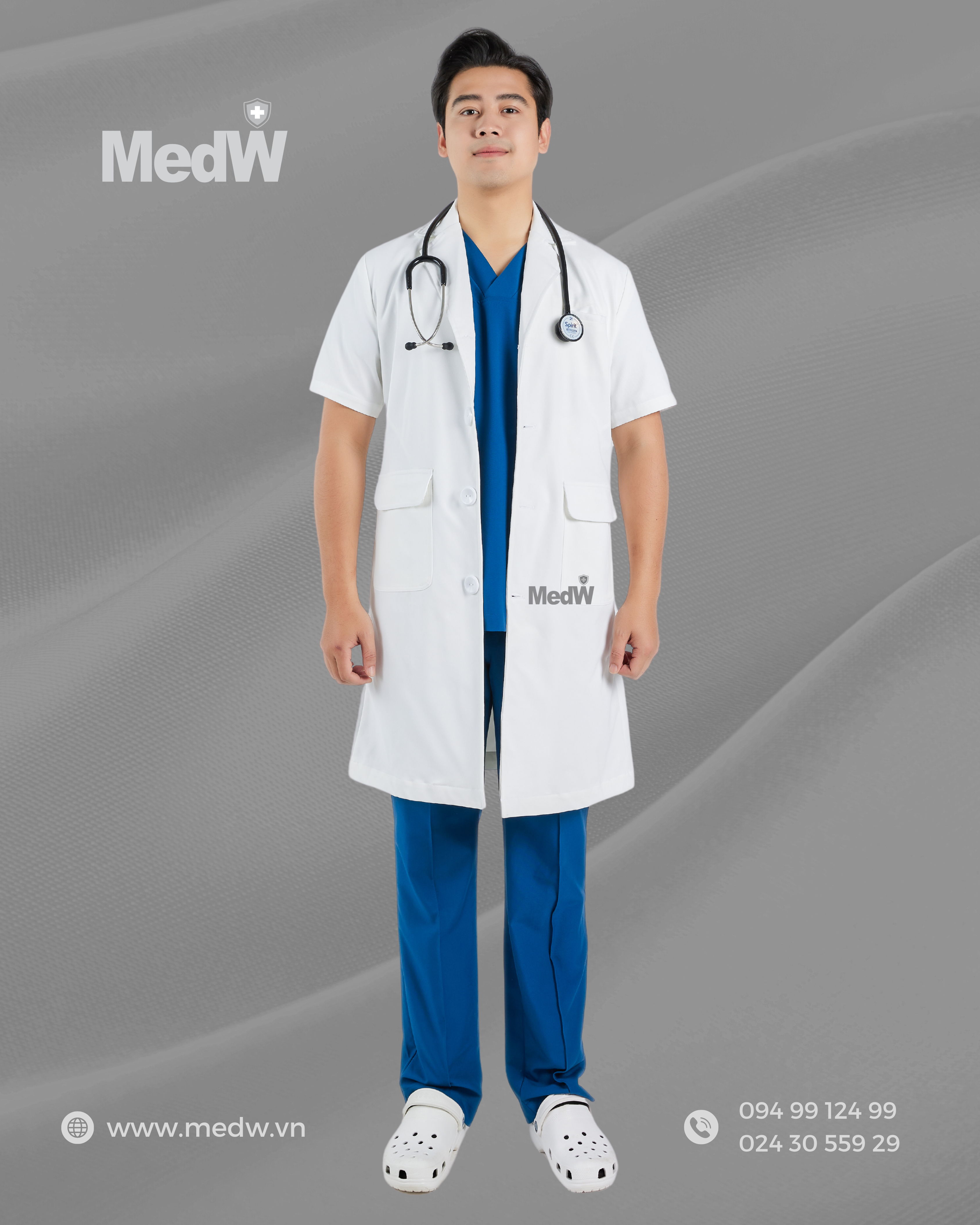 Áo Blouse Nam: Trang Phục Chuẩn Mực Trong Y Tế Hiện Đại