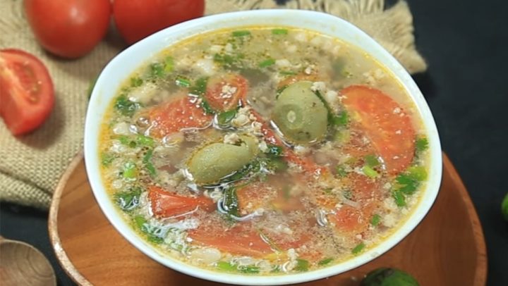 Bát canh sấu nóng hổi, thanh mát, giải nhiệt mùa hè