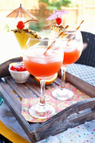 Bahama Mama cocktail đầy mê hoặc