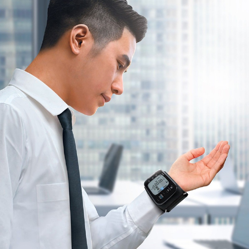 Đo Huyết Áp Cổ Tay: Hướng Dẫn Chi Tiết và Lưu Ý Quan Trọng
