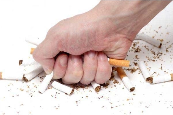 Quá trình hút thuốc trở thành nghiện và lệ thuộc: Từ thói quen đến bệnh lý