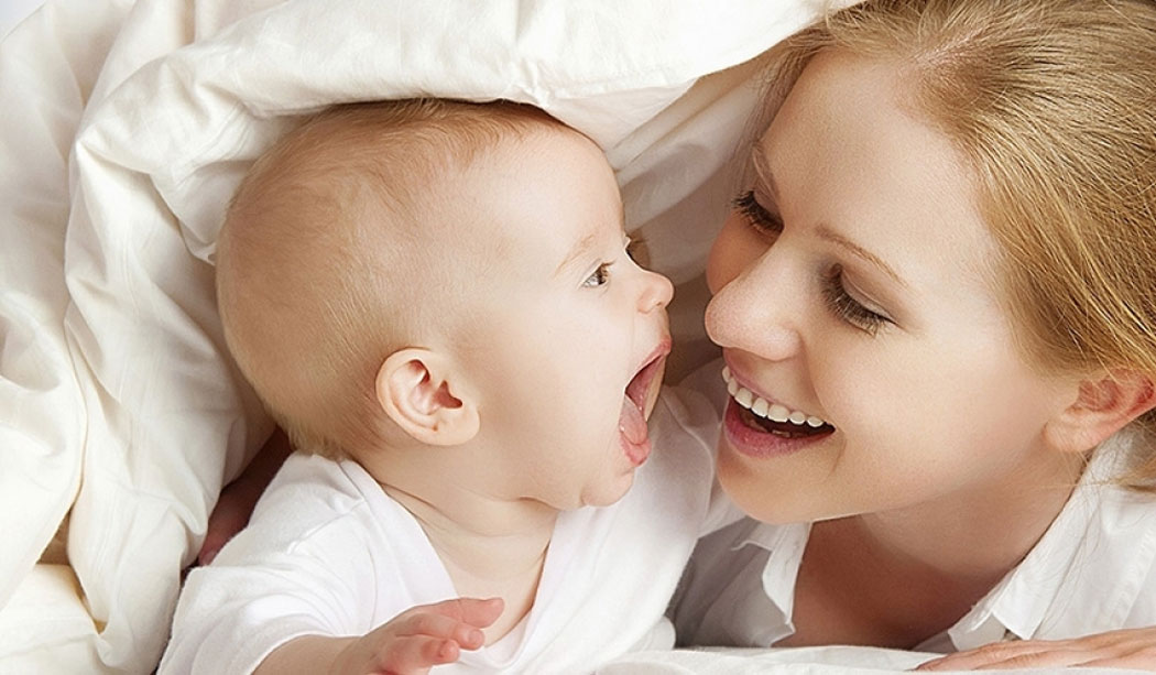 Hi Bebe: Tầm Quan Trọng Của Giao Tiếp Sớm Với Trẻ Sơ Sinh