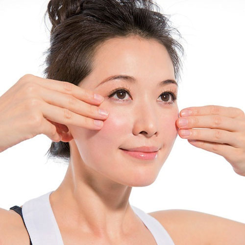 Hướng dẫn 12 động tác massage mặt chuẩn chuyên gia tại nhà