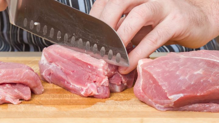 Hướng Dẫn Chi Tiết Cách Thái Thịt Lợn Chuẩn Vị, Đẹp Mắt Tại Nhà