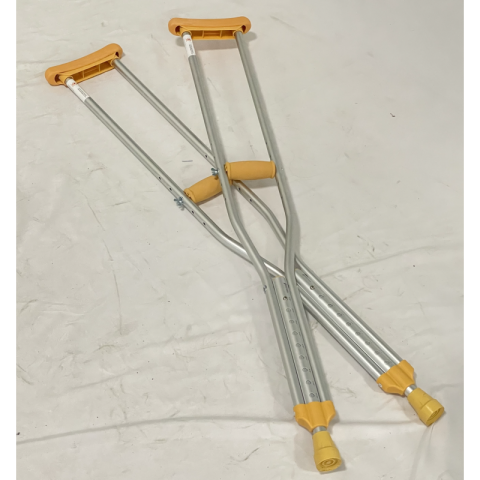 Nạng nhôm chống GBM 067, dụng cụ hỗ trợ đi lại vững chắc