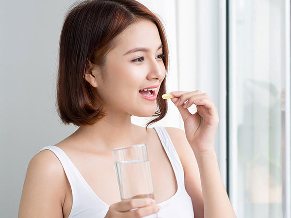 Hình ảnh các viên uống thực phẩm chức năng cùng câu hỏi nên uống bao lâu thì nghỉ