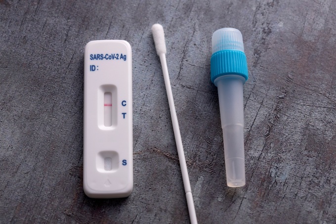 Hướng Dẫn Chi Tiết Cách Test Bằng Nước Bọt Tại Nhà