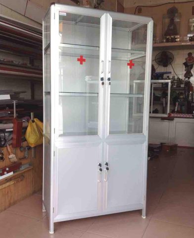 Mẫu tủ thuốc nhôm kính phổ biến, đa năng cho gia đình và cơ sở y tế nhỏ